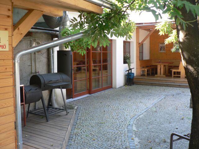 Hotel Saloon Zlin Bagian luar foto