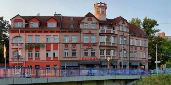 Hotel Saloon Zlin Bagian luar foto